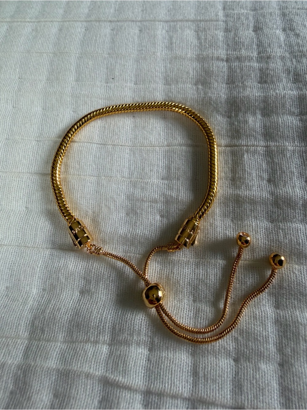 Pandora Gold Sliding Snake Chain Bracelet with Polished Beads new no box